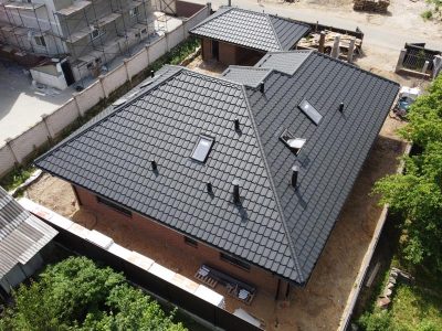 Укладка металлочерепицы в Уваровке